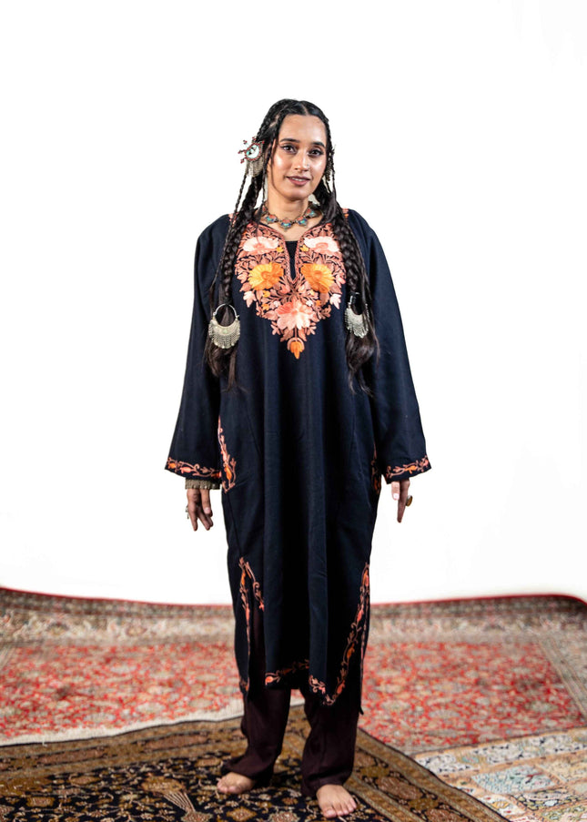 Kashmiri Aari Work Phiran - Black - ARTISANS KASHMIR