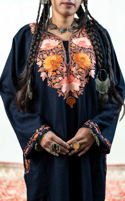 Kashmiri Aari Work Phiran - Black - ARTISANS KASHMIR