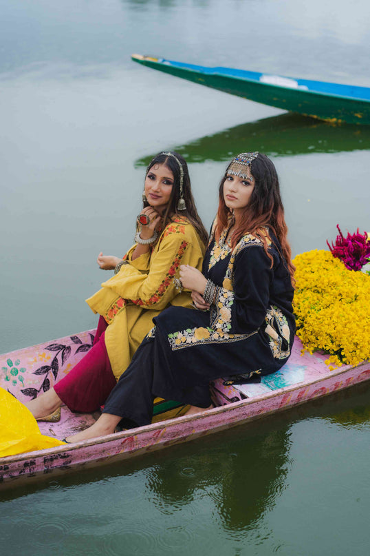 Kashmiri Pastel Aari Work Phiran - Black | Abshar - ARTISANS KASHMIR