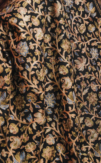 Kashmiri Aari Work Shawl - Black | Zari Outline - ARTISANS KASHMIR