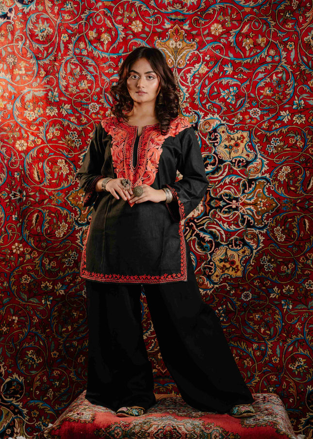 Trendy Aari Work Kurti Black With Red Embroidery - Short | Cotton - ARTISANS KASHMIR