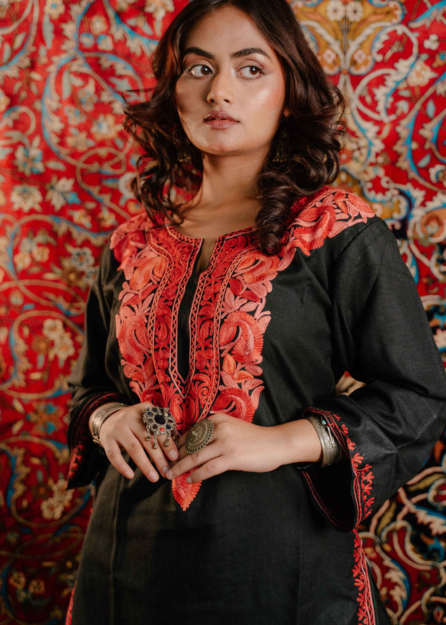 Trendy Aari Work Kurti Black With Red Embroidery - Short | Cotton - ARTISANS KASHMIR
