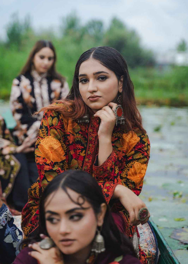 Kashmiri Jamawar Aari Work Jacket - Black | Pashm - ARTISANS KASHMIR